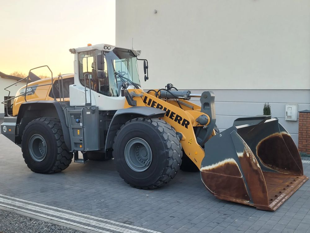 Liebherr L566 x-power / 2024rok / waga / super stan / 2024