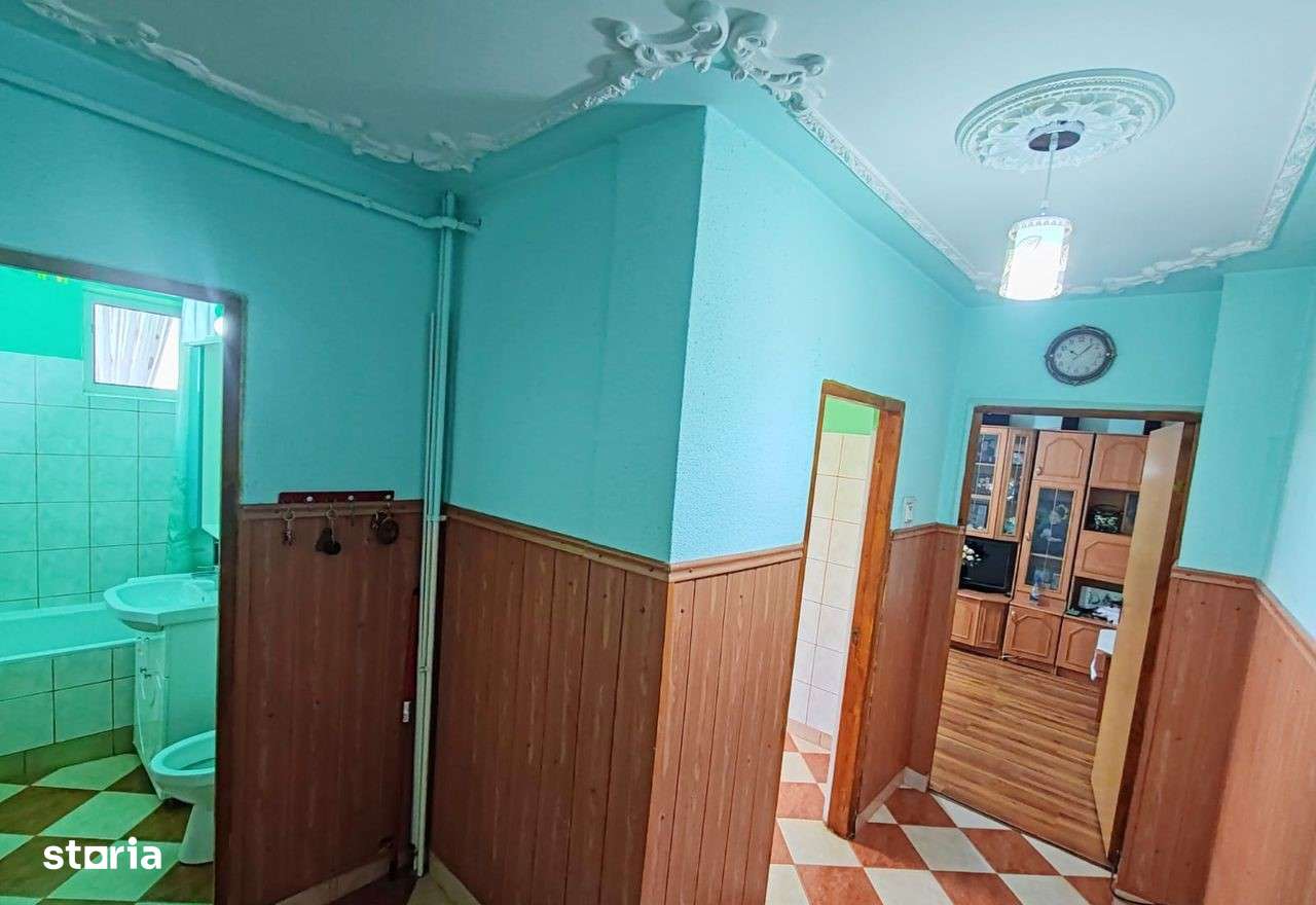 Apartament 2 camere decomandat, zona Astra-3