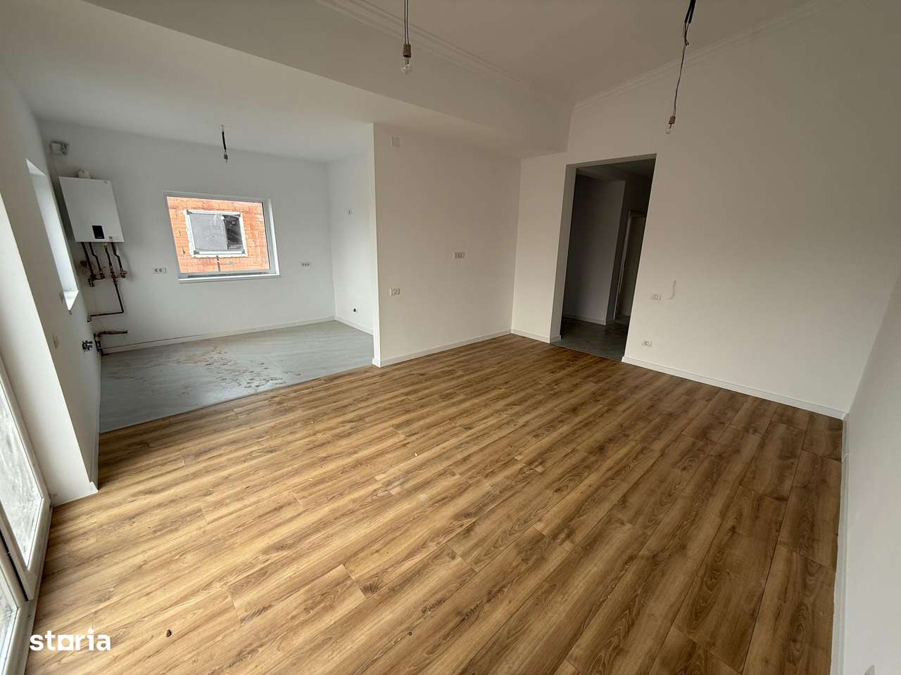 Comision 0! Duplex pe Parter, 3 camere, 2 bai, 85mpU, 382mpT, Giarmata-3