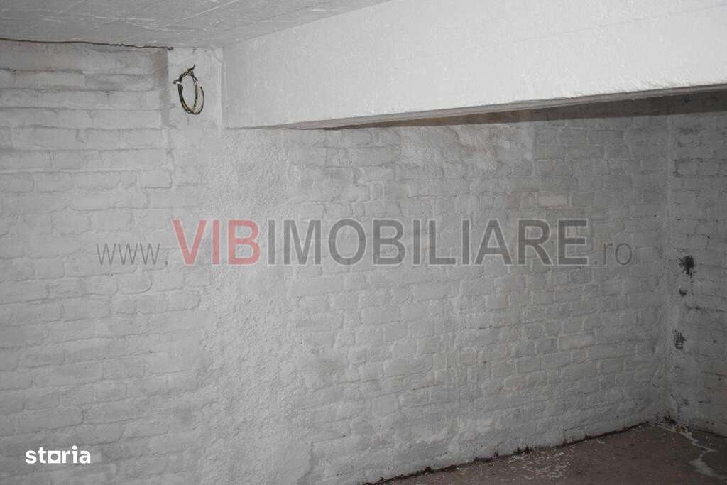 Spatiu comercial - Lizeanu - stradal - 2 vitrine - Imagine principală: 5/15