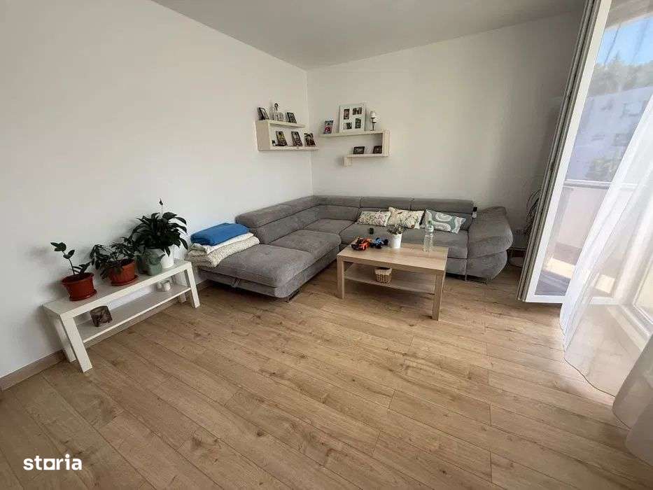 Apartament 4 camere decomandate, 80 mp, renovat si la prima inchiriere