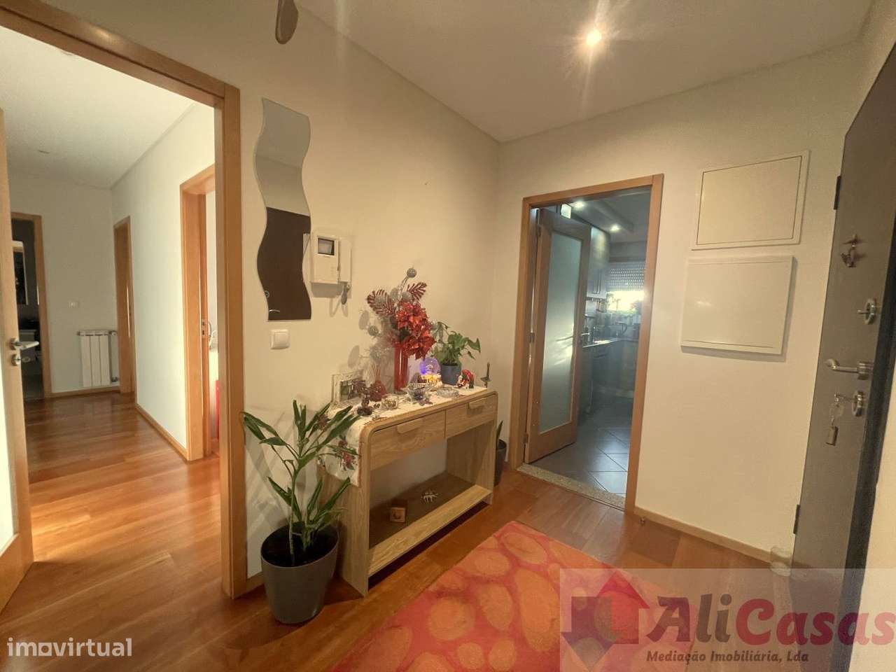 Excelente T3 Último Piso- Lugar de Garagem P/2 carros-16