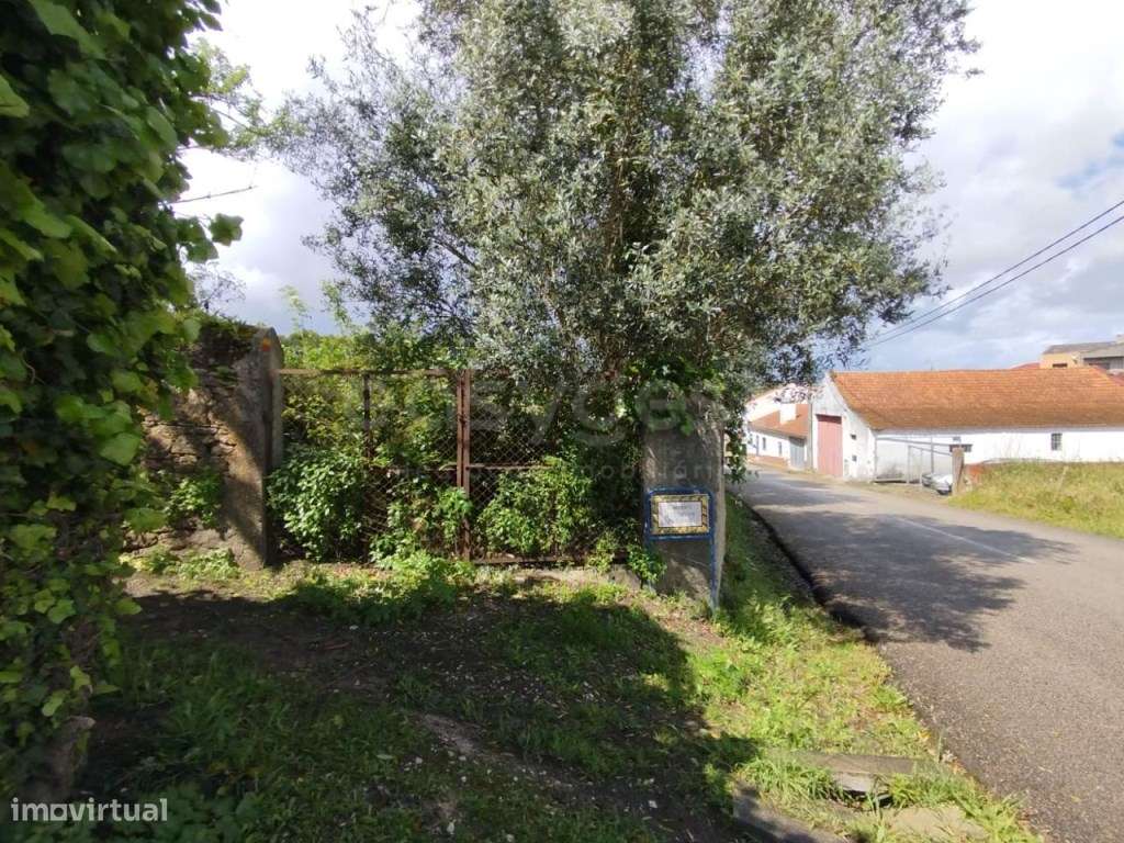 Terreno com capacidade construtiva, em altura, no centro da Vila de... - Grande imagem: 3/12