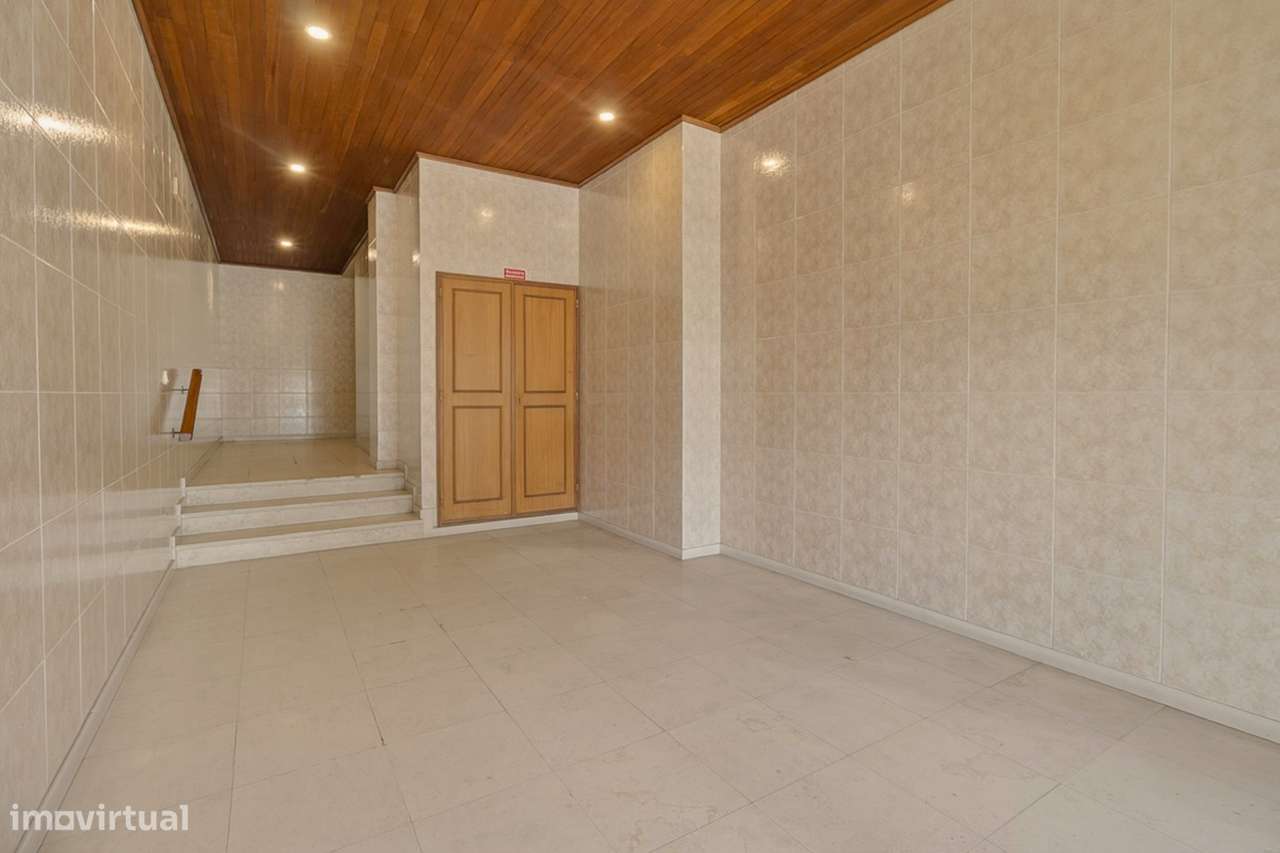 T4 com garagem fechada (38 m²) em Rio Tinto – Excelente oportunidade-17