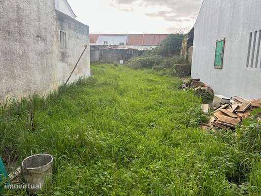 Prédio urbano sito em Benavente - Grande imagem: 2/18