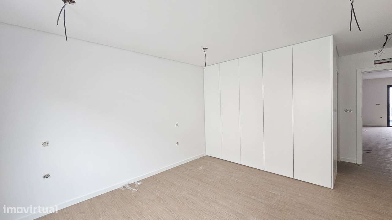 T2 | Novo | Varanda | Lugar de garagem - Grande imagem: 3/19