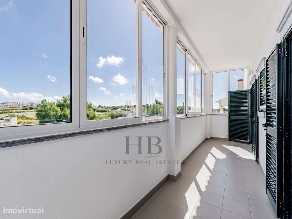 Exclusiva Moradia T4 com Piscina e Jardim |S. Joao das Lampas |Sintra-45