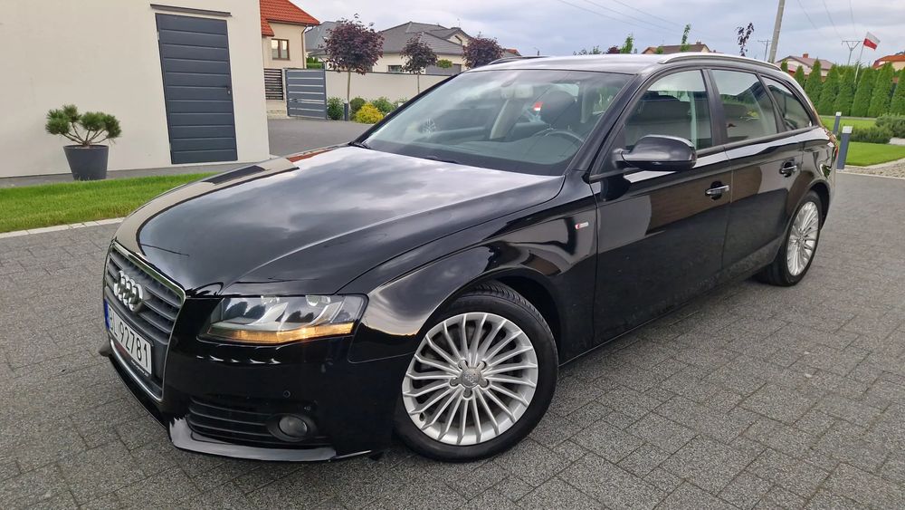 Audi A4 B8 2.0 TDI e DPF S line Sportpaket 2009