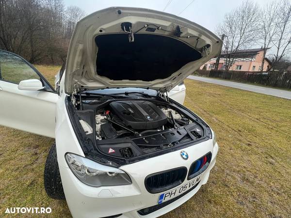 BMW Seria 5 520d Touring Sport Line - 27