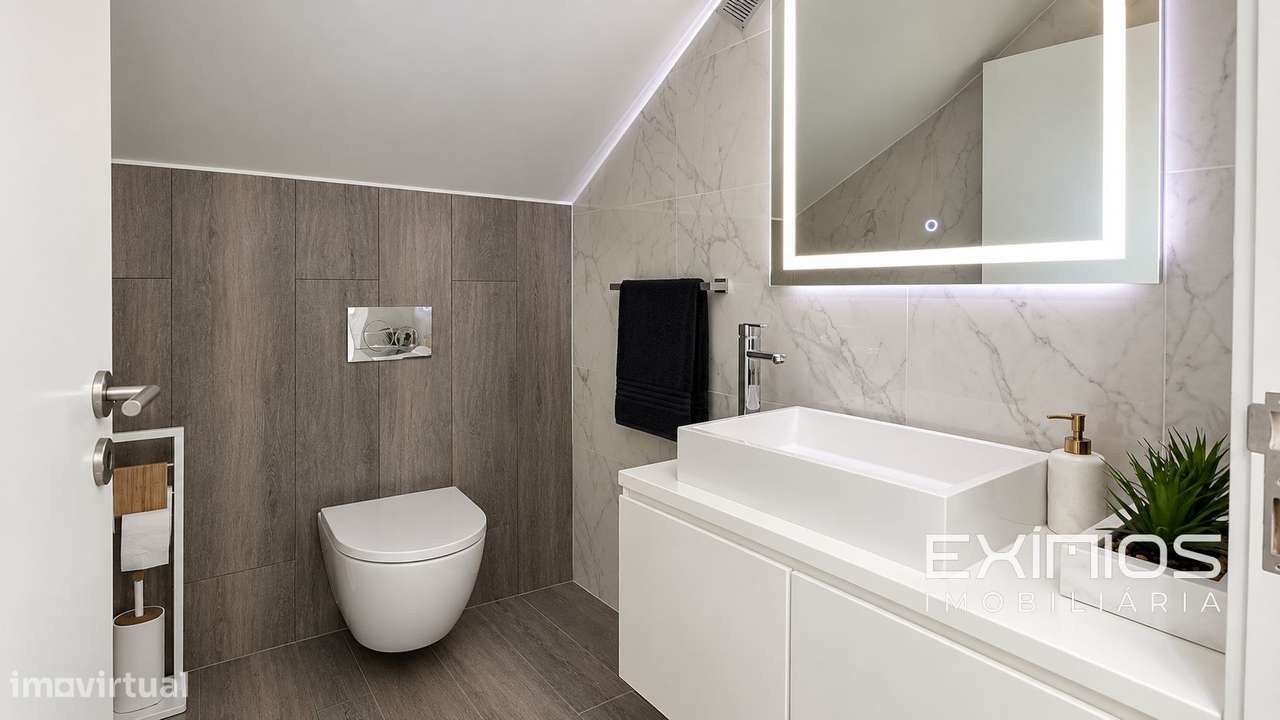 Moradia V2 totalmente remodelada, na Póvoa de Varzim-8
