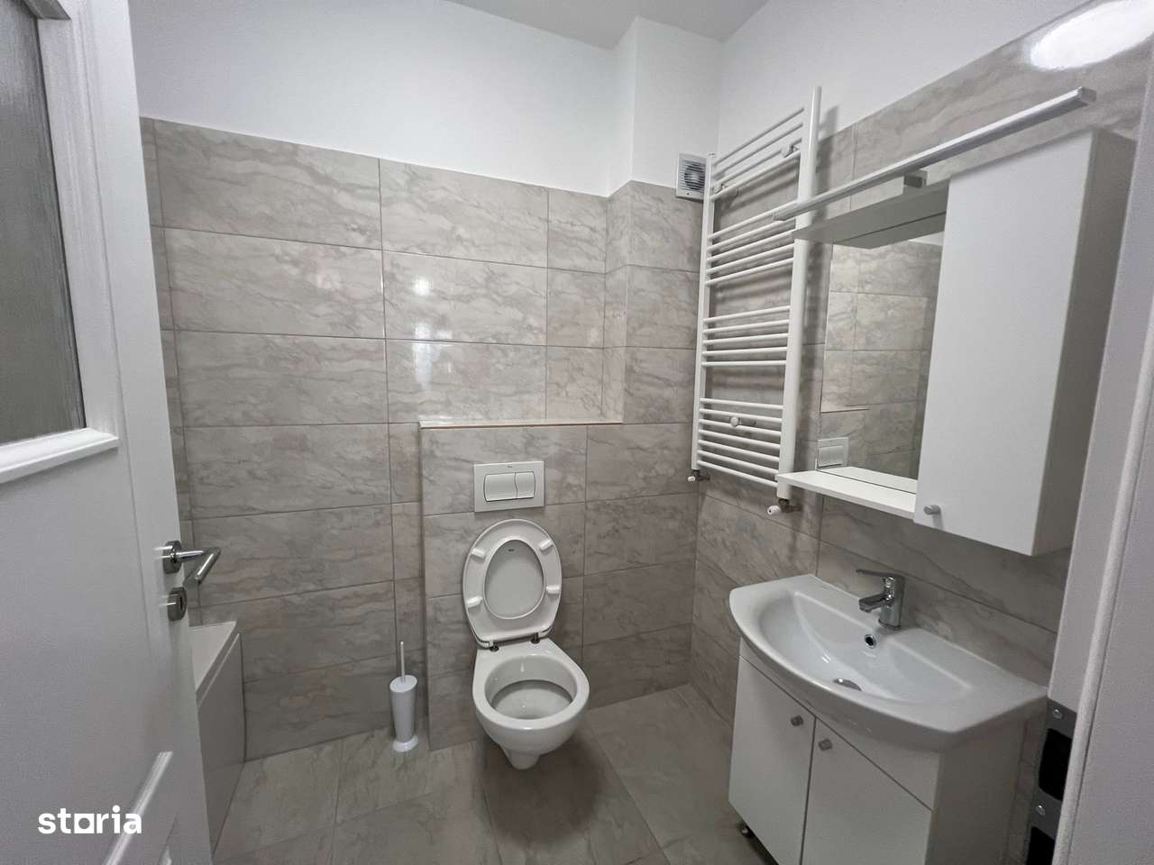 Apartament 2 camere, decomandat, metrou Berceni - Imagine principală: 4/4