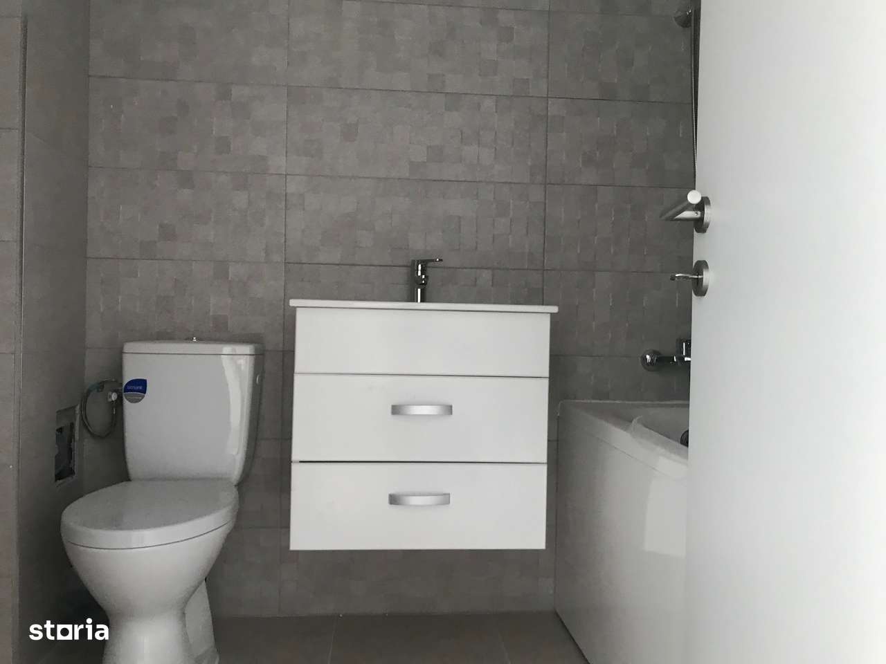 Apartament 3 camere zona Berceni-Metrou - Imagine principală: 4/6
