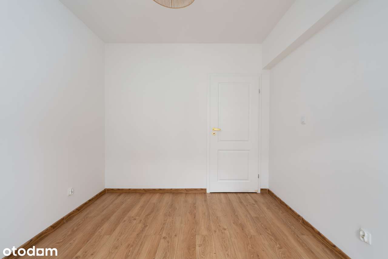 Miejsce postojowe w garażu i komórka | Dwa balkony | Osobna kuchnia-11