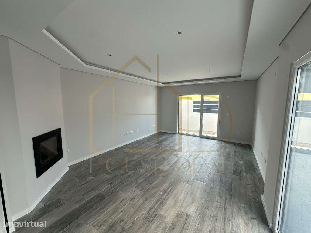 ELEGANTE! Moradia T3 com Garagem. Quinta do Conde - Grande imagem: 5/44