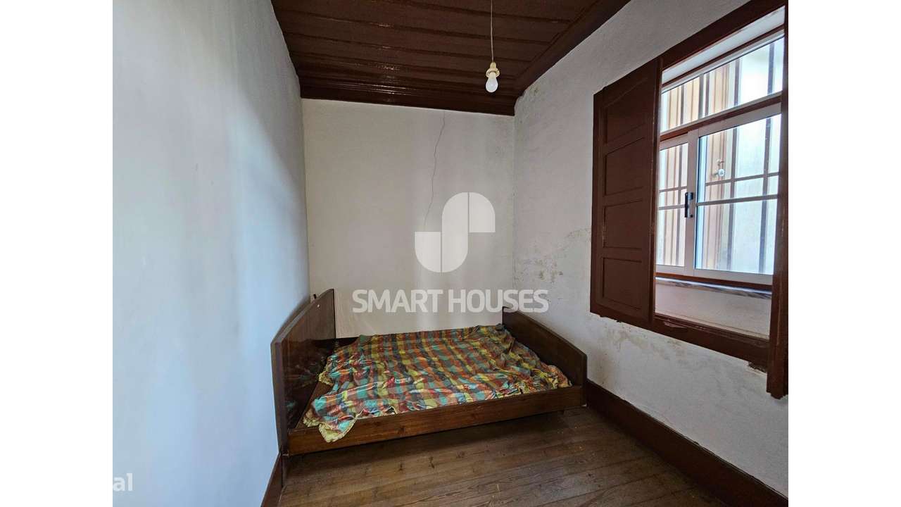 Moradia T4+T2 Pombeiro c/ terreno-27