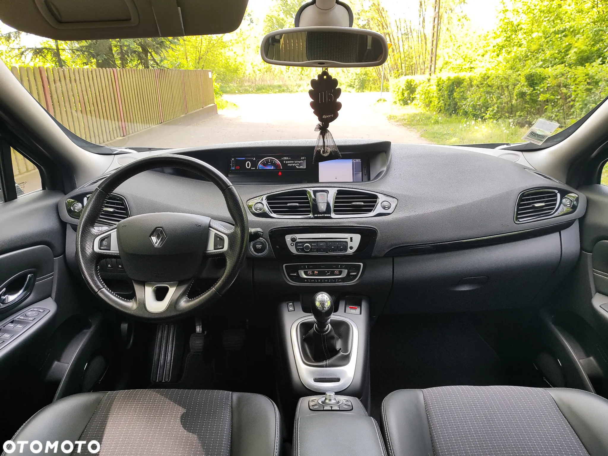 Renault Scenic dCi 130 FAP Start & Stop Bose Edition - 16