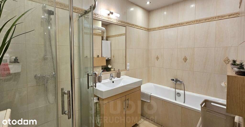 Chełmońskiego 79m 4 pok. dwa poziomy garaż-13