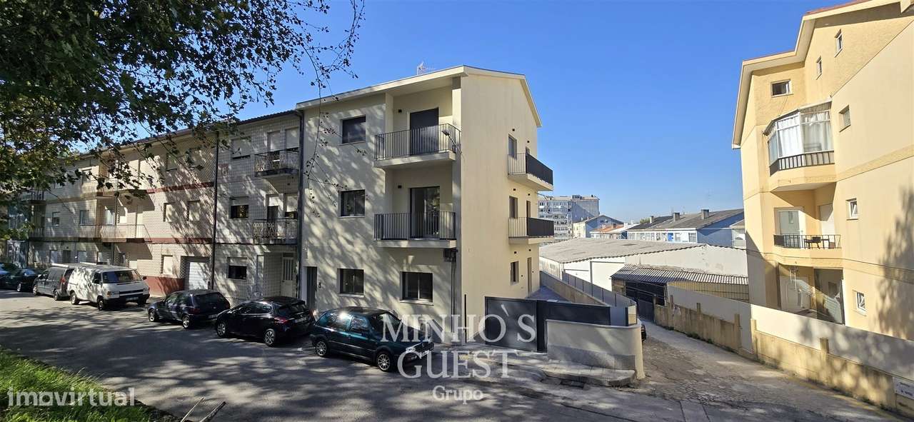 Apartamento T3 Novo c/ garagem no centro de Braga - Braga-24