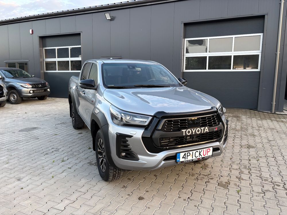 Toyota Hilux 2.8 D-4D Double Cab GR Sport 4x4 2024