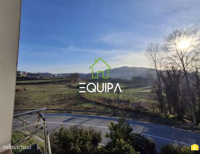 Moradia Geminada, tipologia T-4 em Felgueiras, Distrito de Porto. Imó - Grande imagem: 4/57