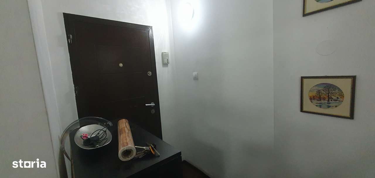 Apartament cu 3 camere, balcon, George Enescu-4