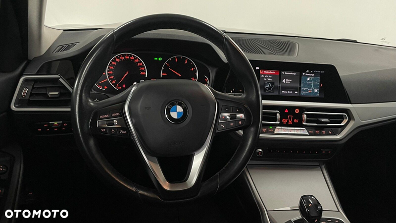 BMW Seria 3 320d xDrive Advantage - 8