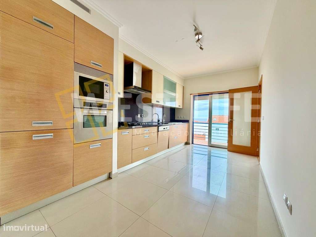 Apartamento T3 Vista Mar no Centro Histórico da Ericeira | EXCLUSIV...-4