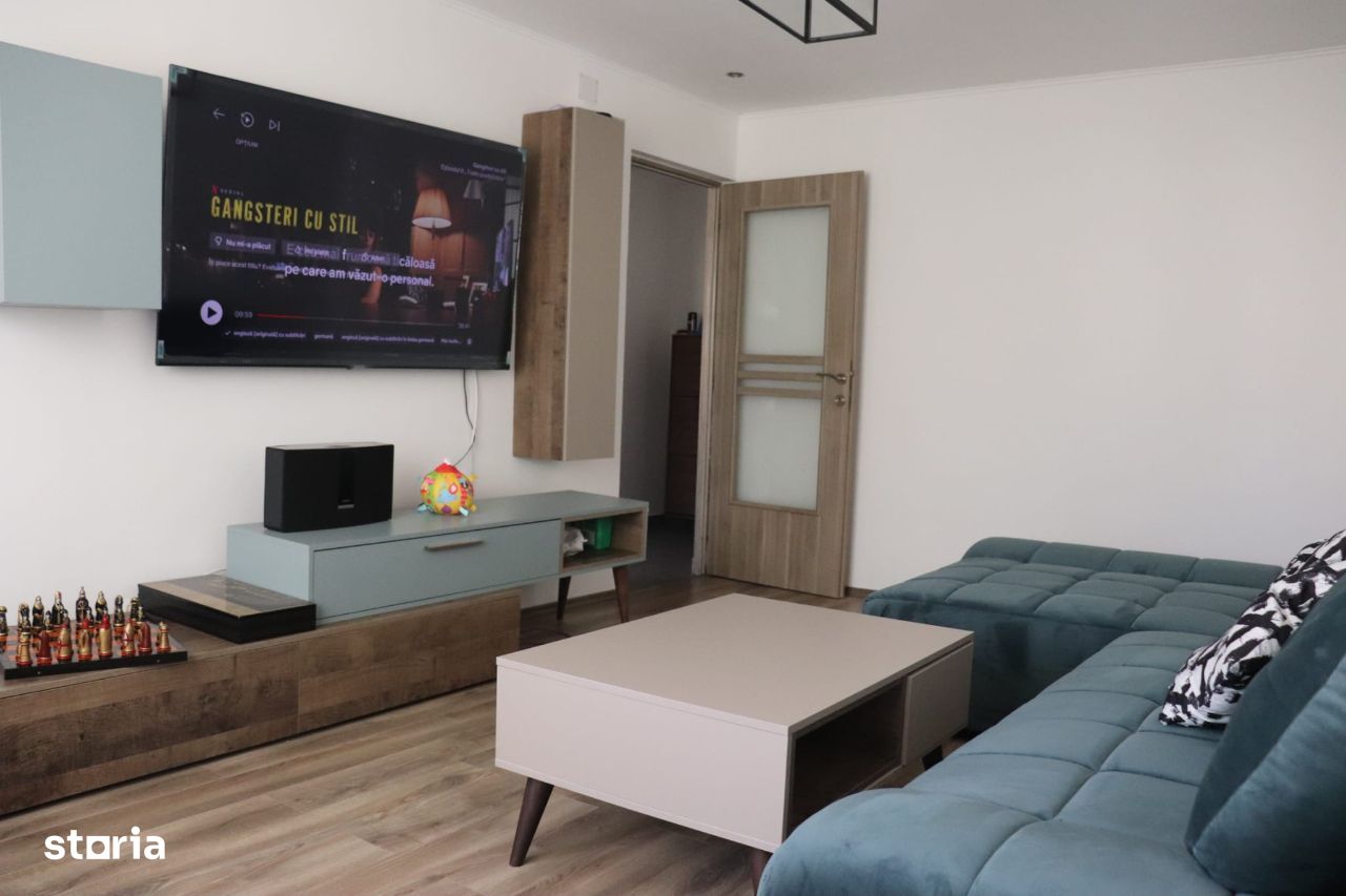 Aradului - Apartament 3 Camere, 2 bai, decomandat, centrala proprie