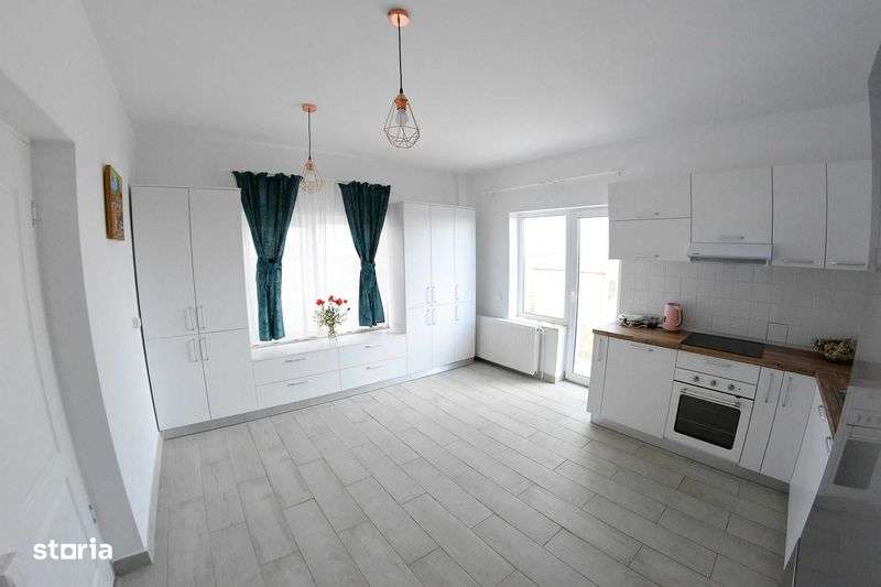 Vila in Tuzla, seaview, pentru max 8 persoane, curte 5ooo mp ! - Imagine principală: 5/8