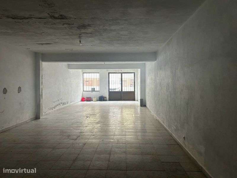 Loja/ Garagem com 256m2 para alugar - Grande imagem: 4/6