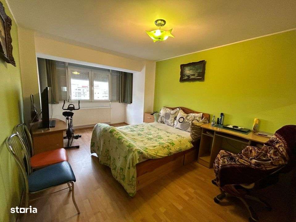 Apartament 3 camere decomandat, zona Calarasilor. - Imagine principală: 4/12