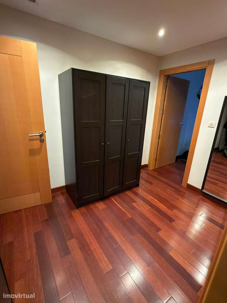 T1 único em Colinas do Cruzeiro com 111 m2 de área util e 2 garagens-15