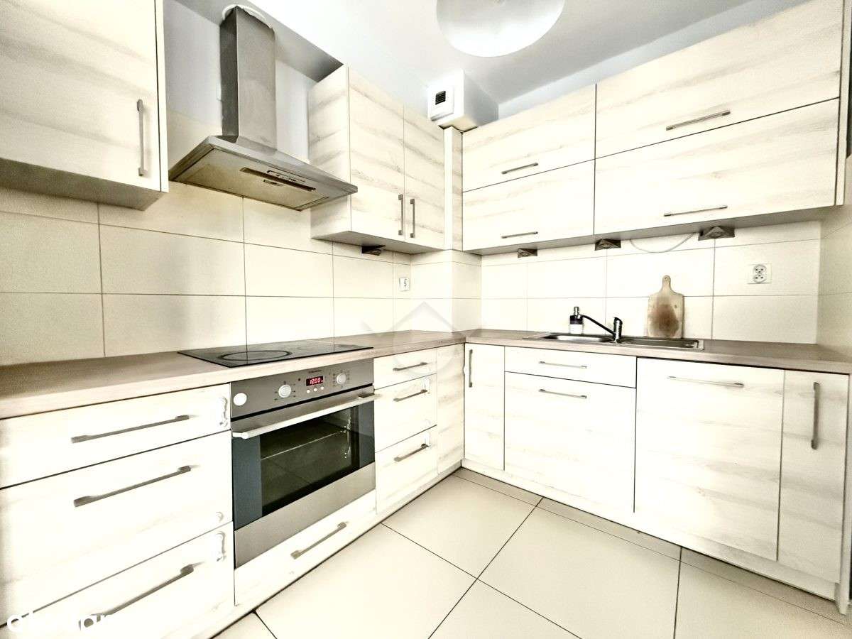 Przestronne 3- pokojowe mieszkanie z balkonem!-11