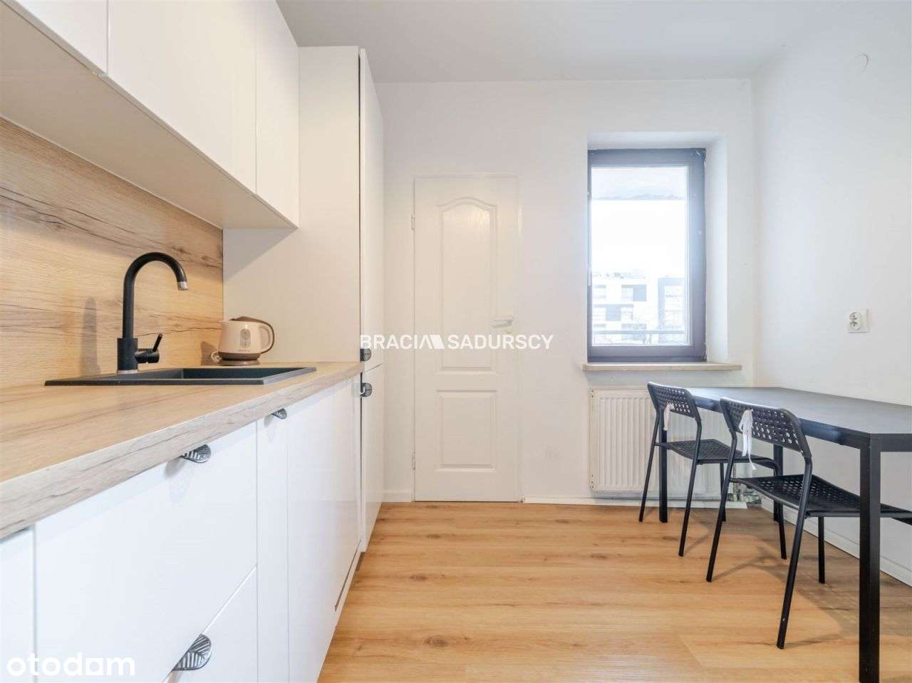 64m2 4 pok+ os kuchnia balkon Bronowice-1