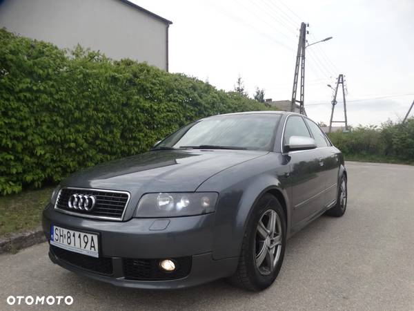 Audi A4 2.4 - 2