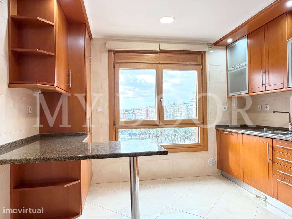 Apartamento T3 - Urb. Colinas do Cruzeiro - Excelente oportunidade-12