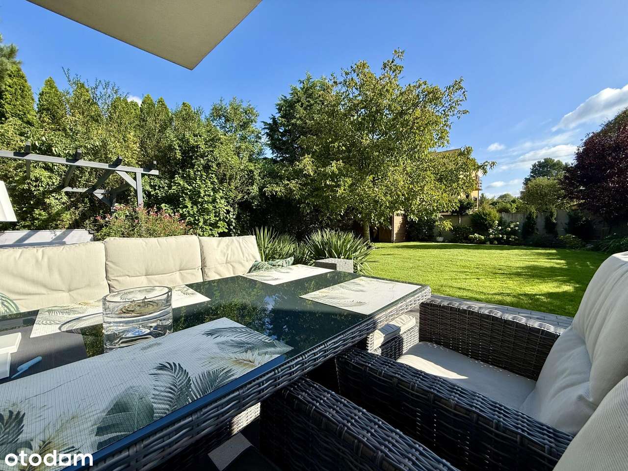 Nowoczesny dom, w którym każdy detal pracuje na Twój komfort - Pełny obrazek: 5/20