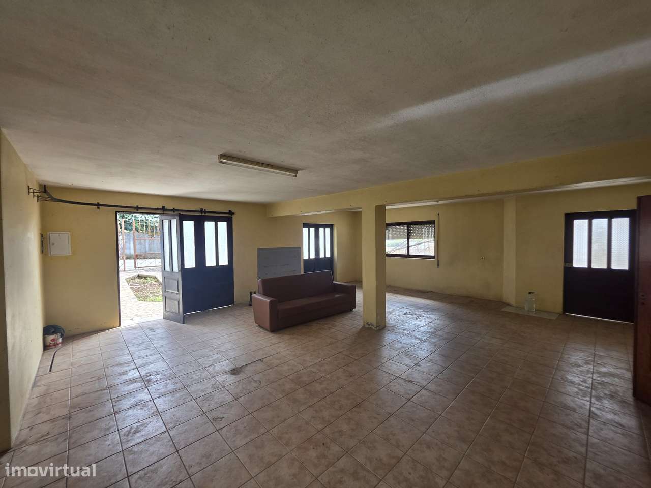 Moradia ou duas casas com 2 800 m2 terreno Santa Maria Feira - Grande imagem: 4/29