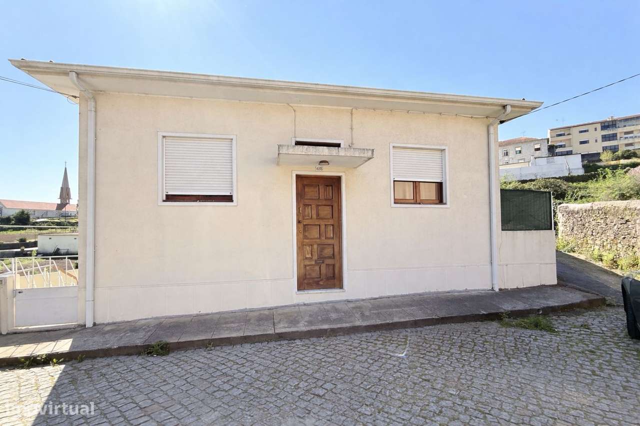 Moradia T3 | Box 2 Carros | Jardim | Exclusivo-26