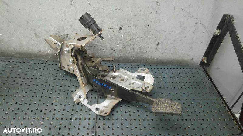 Pedala frana 1.4 b ford fiesta 6 8v512450af - 1