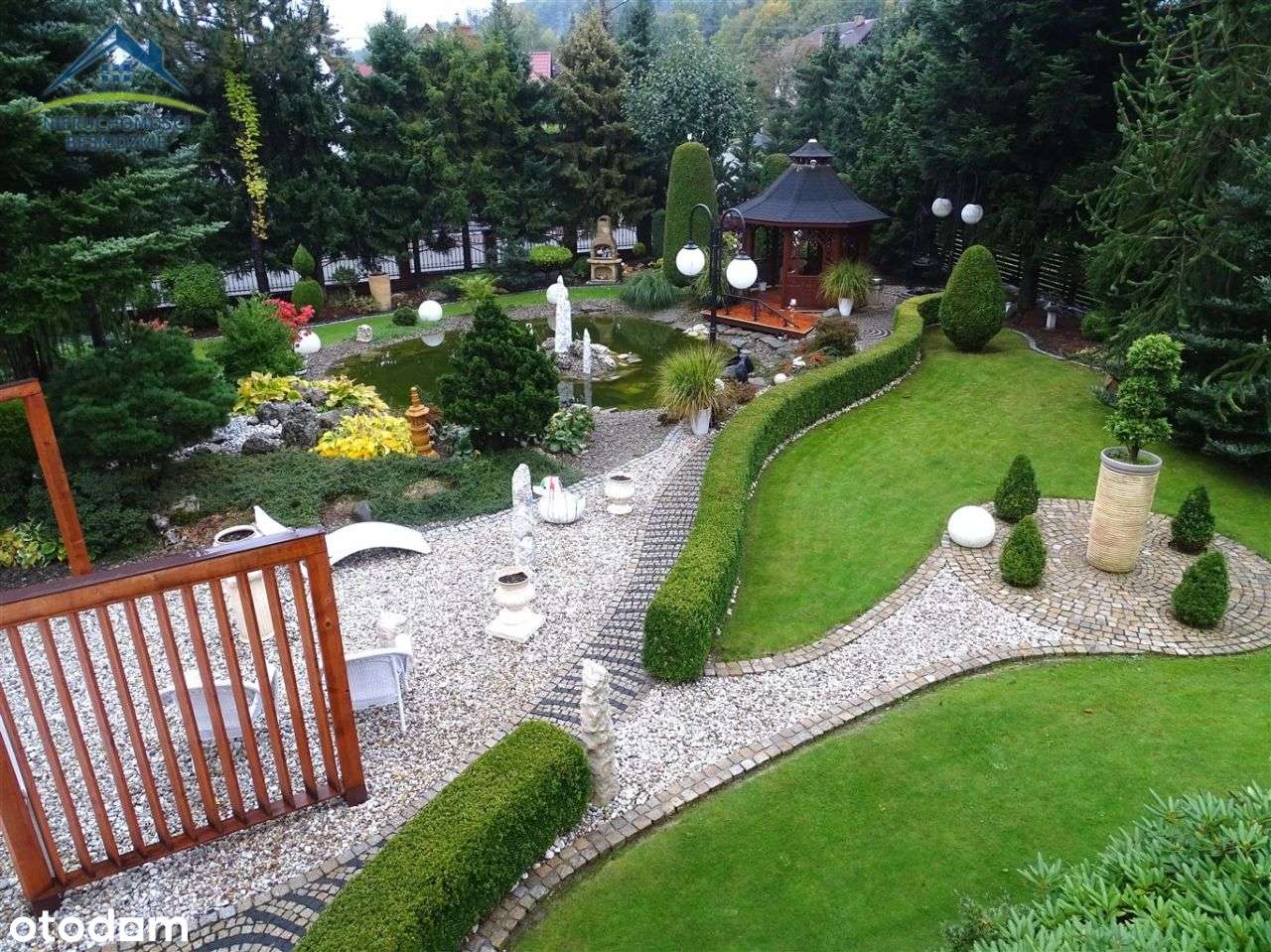 Niezwykły dom w Ustroniu - dla koneserów piękna!-17