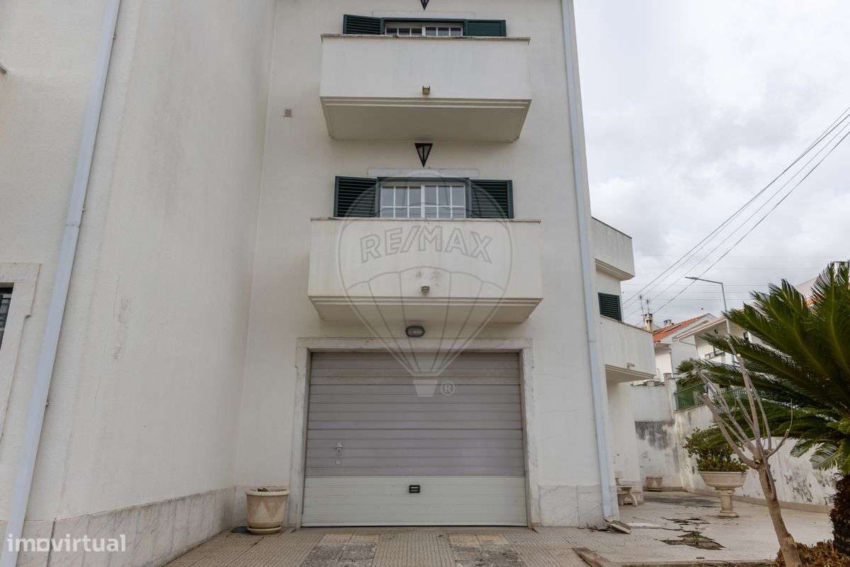 Moradia T7 para venda - Grande imagem: 3/50