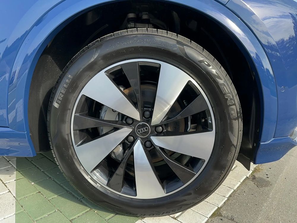 Etron Quattro 387KM Demo Lubin