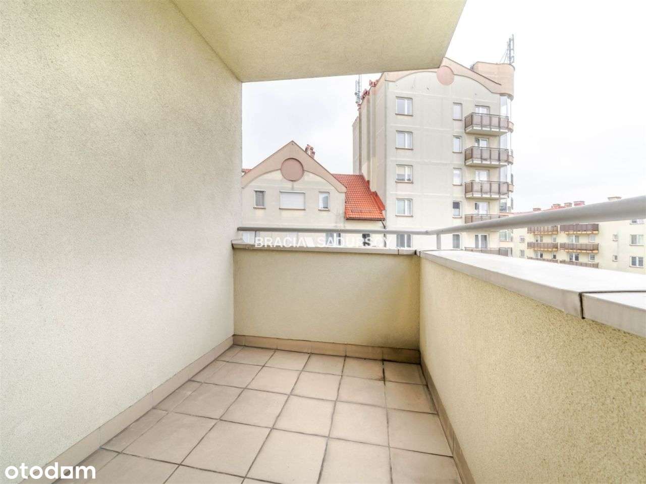 Okazja! Ustawne 2-pok, 2 balkony, duży potencjał!-15