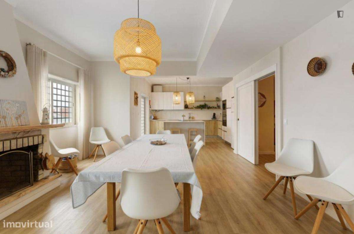 Casa com 5 quartos - localizado em Charneca da Caparica Lisbon - Grande imagem: 2/10