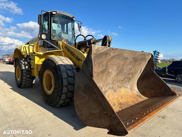 New Holland W230 Incarcator Frontal - 3