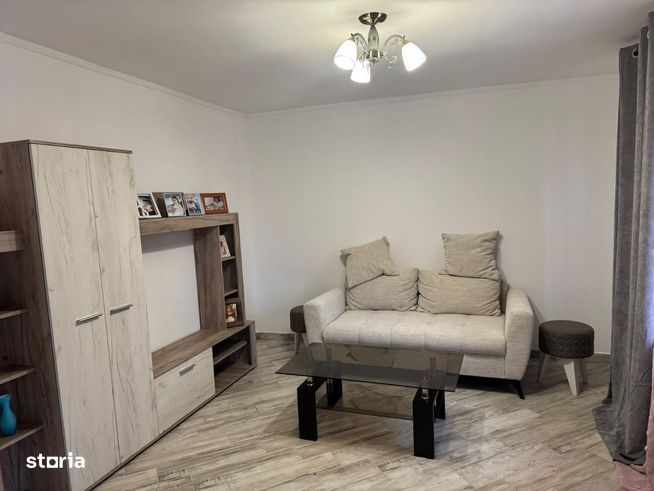 Casă de vânzare P+1, Tatarasi – Strada Răchiți (Piata Chirila)-6