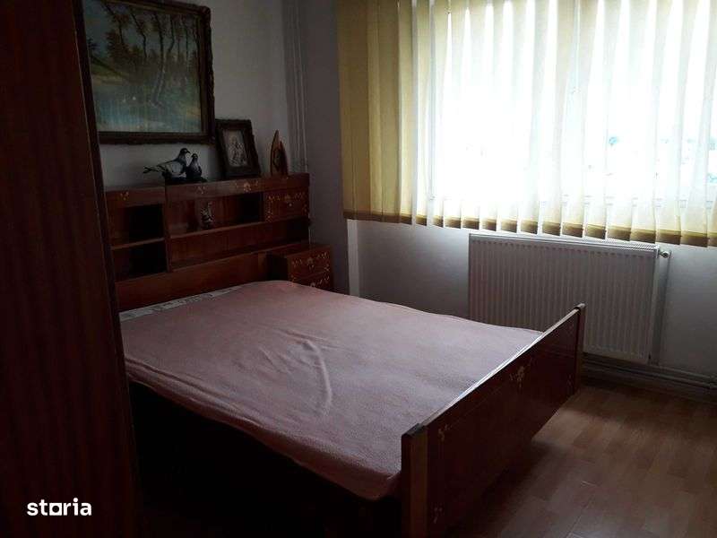 Apartament 3 Camere de vanzare - Republicii, Ploiesti - Imagine principală: 5/8