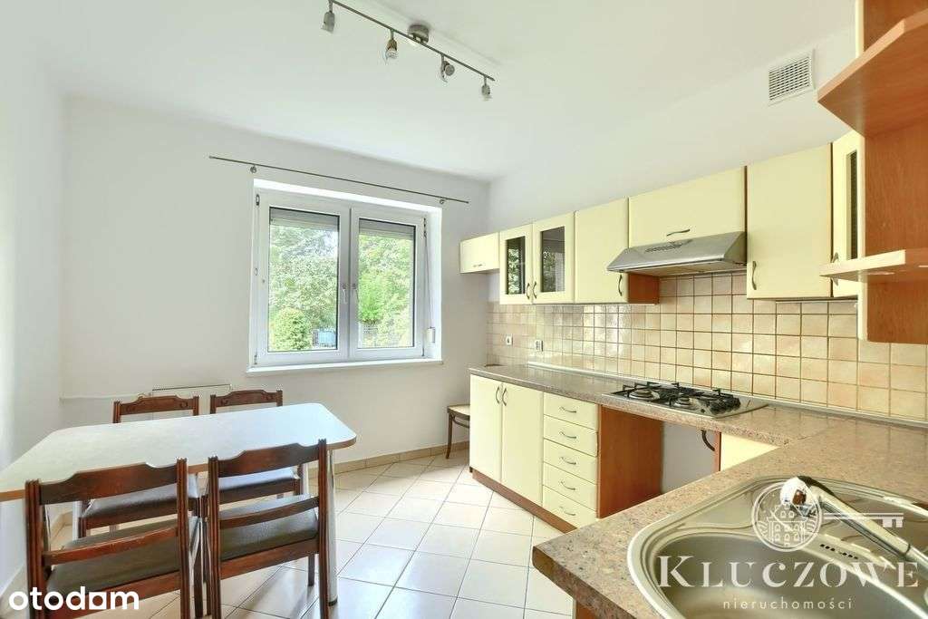 3 pokoje, balkon, piwnica, ul. Boboli 3