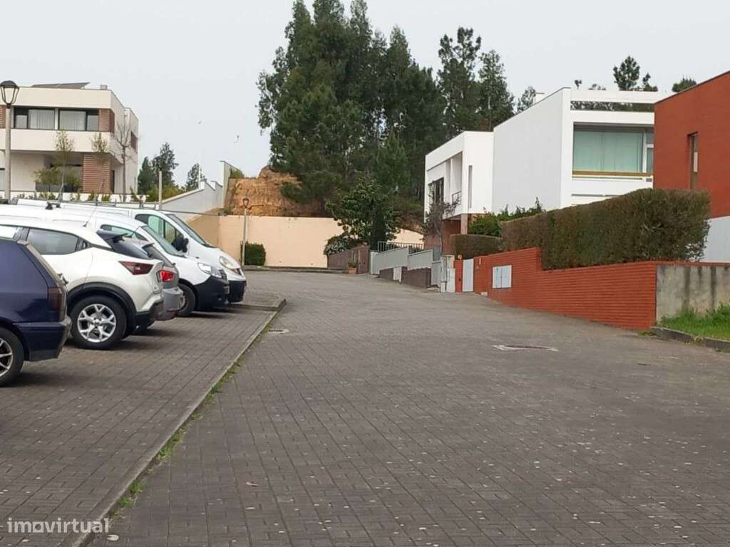 Terreno para construção em zona de Leiria - Grande imagem: 4/5